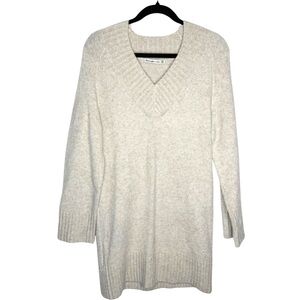 Abercrombie & Fitch Oatmeal V-Neck Sweater Dress Women’s XS Long Warm Cozy Knit
